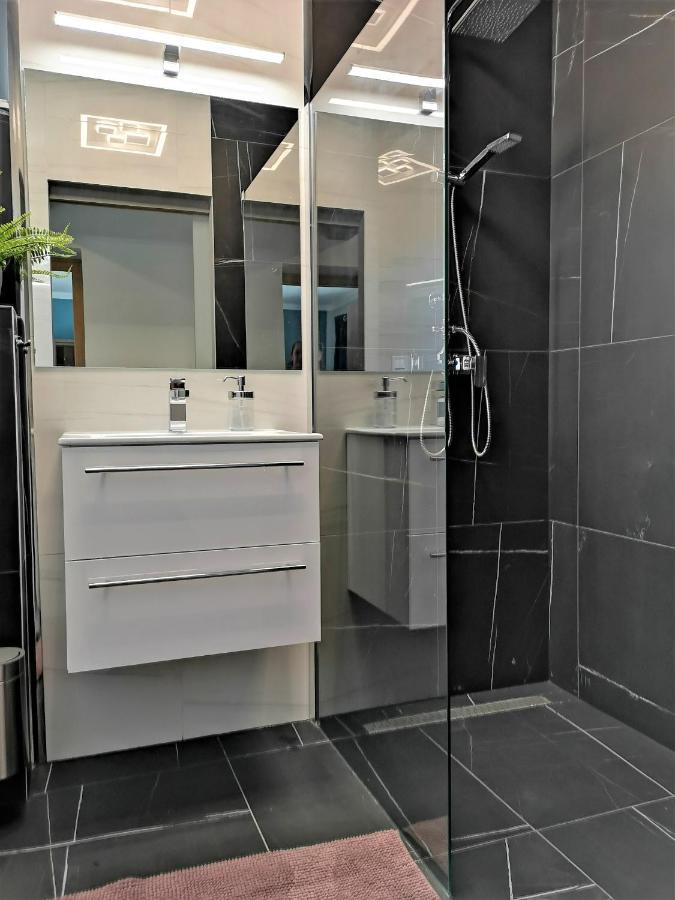Otium Wellness Apartmanhaz Balatonakarattya Ngoại thất bức ảnh
