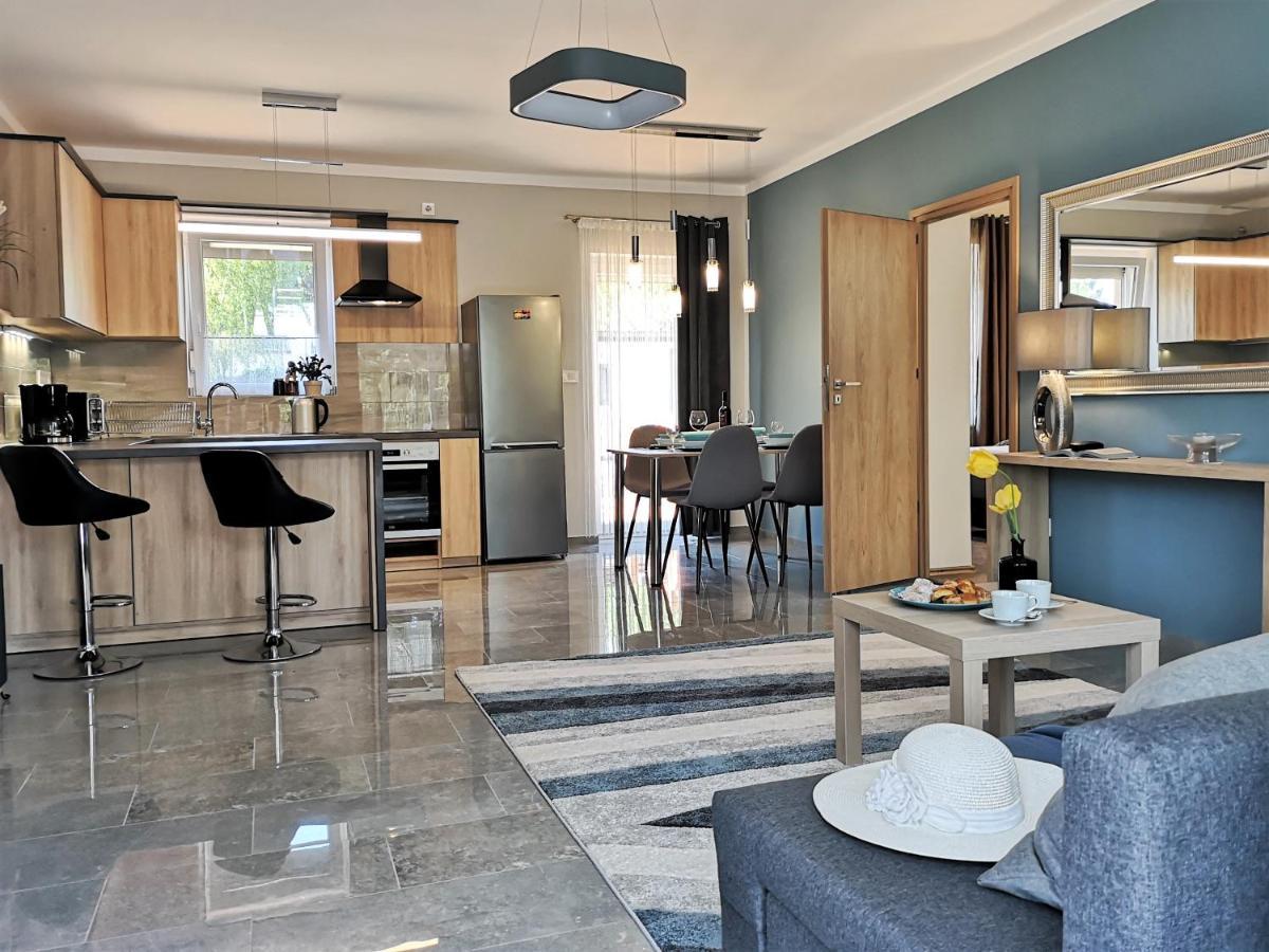 Otium Wellness Apartmanhaz Balatonakarattya Ngoại thất bức ảnh