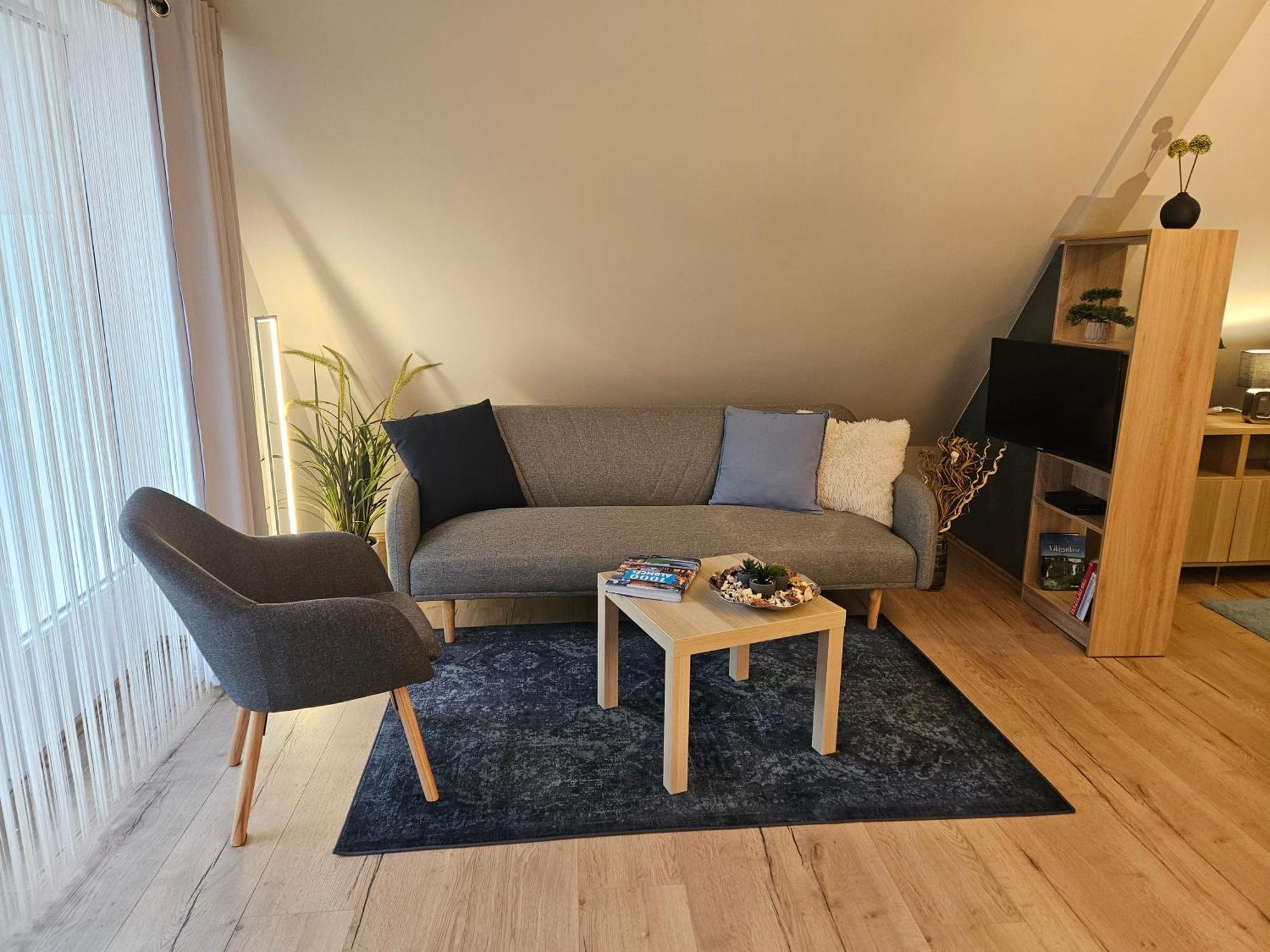 Otium Wellness Apartmanhaz Balatonakarattya Ngoại thất bức ảnh
